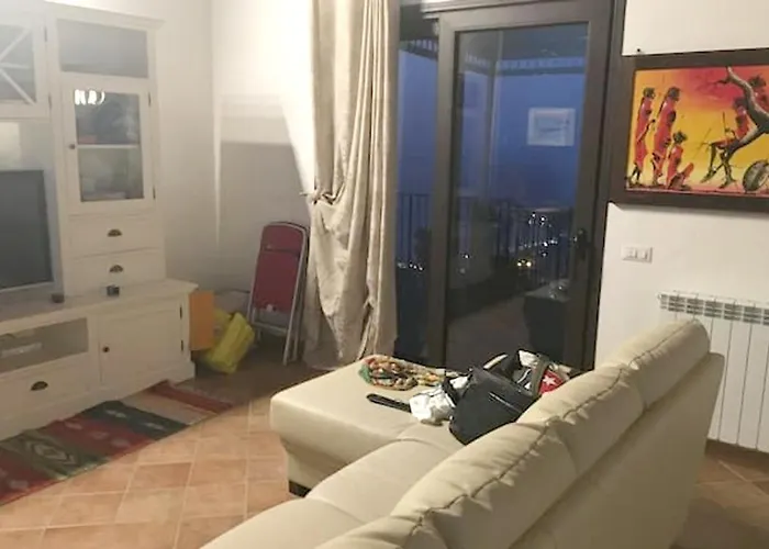 Seafront In With Private Jacuzzi Villa *