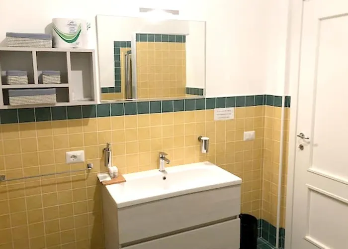 Seafront In With Private Jacuzzi *