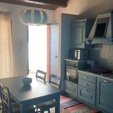 Villa Seafront In With Private Jacuzzi Cefalù