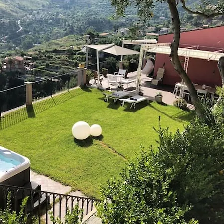 Villa Seafront In With Private Jacuzzi *