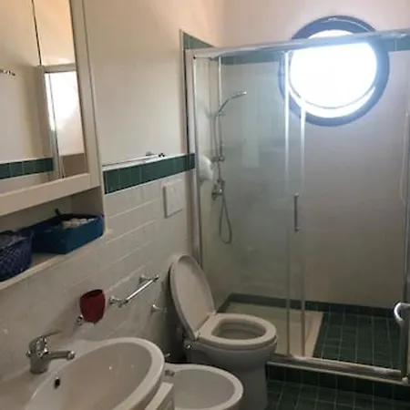 Villa Seafront In With Private Jacuzzi Cefalú